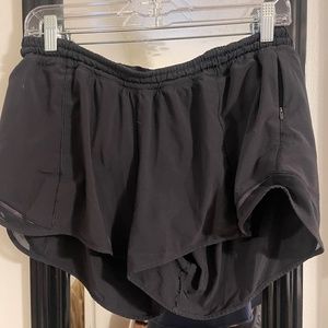 Lululemon hotty hot short